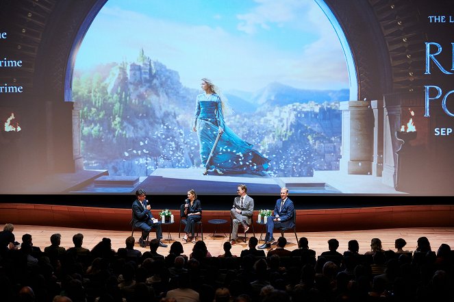 The Lord of the Rings: The Rings of Power - Season 1 - Eventos - "The Lord Of The Rings: The Rings Of Power" New York Special Screening at Alice Tully Hall on August 23, 2022 in New York City - Lindsey Weber, John D. Payne, Patrick McKay