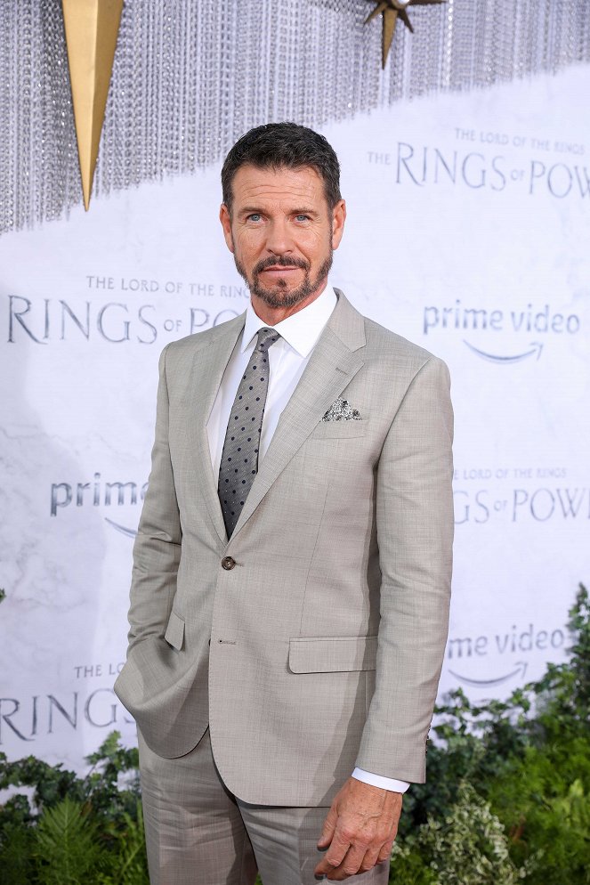 The Lord of the Rings: The Rings of Power - Season 1 - Events - "The Lord Of The Rings: The Rings Of Power" Los Angeles Red Carpet Premiere & Screening on August 15, 2022 in Los Angeles, California - Lloyd Owen