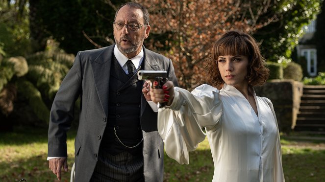 Soukromý případ - Z filmu - Jean Reno, Aura Garrido