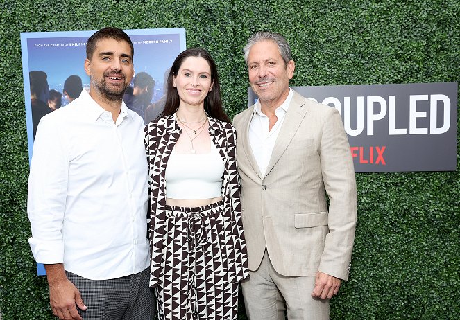 Uncoupled - Season 1 - Events - Premiere of Uncoupled S1 presented by Netflix at The Paris Theater on July 26, 2022 in New York City - Lilly Burns, Darren Star