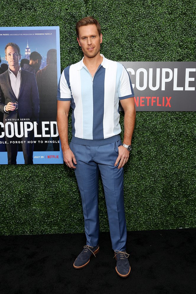 Uncoupled - Season 1 - Events - Premiere of Uncoupled S1 presented by Netflix at The Paris Theater on July 26, 2022 in New York City - Dan Amboyer