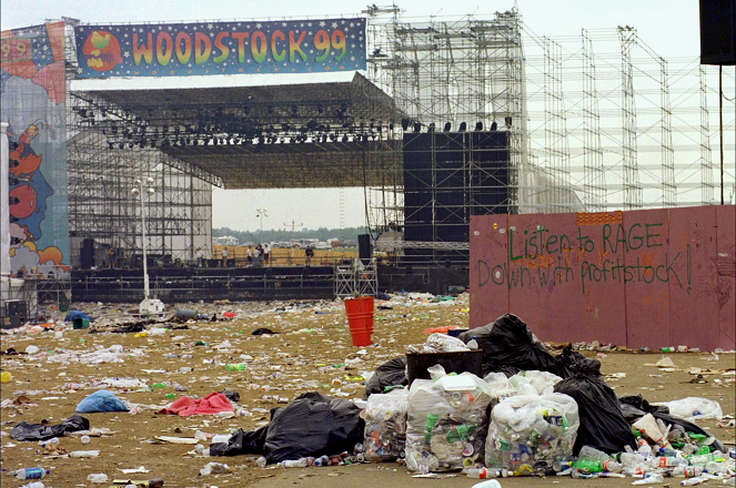 Chaos d'anthologie : Woodstock 99 - Les Années 90, les émeutes - Film