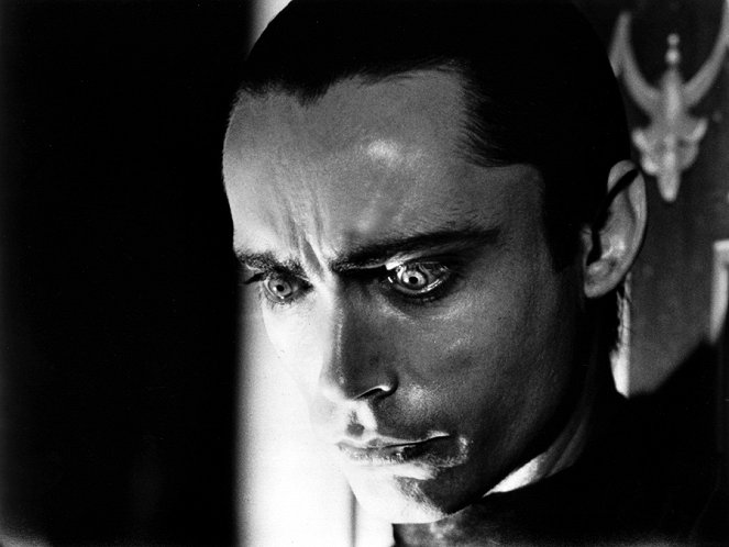 Dracula cerca sangue di vergine... e morì di sete!!! - Z filmu - Udo Kier