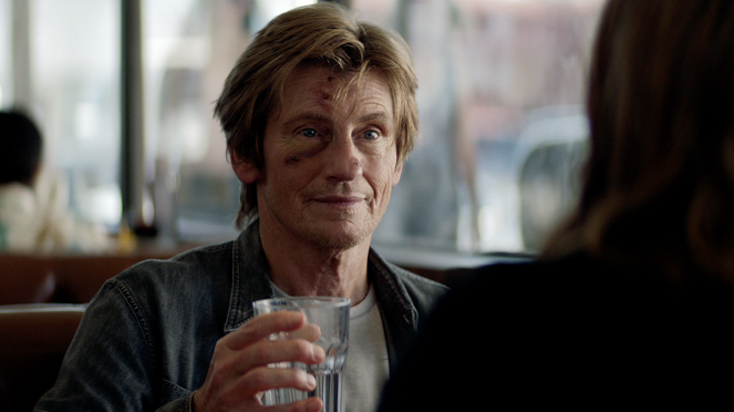 Animal Kingdom - Hit and Run - De la película - Denis Leary