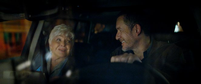 Im Taxi mit Madeleine - Filmfotos - Line Renaud, Dany Boon