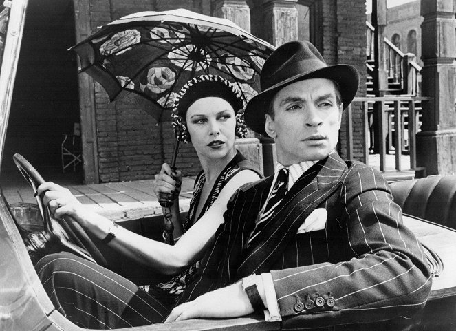 Valentino - Filmfotók - Michelle Phillips, Rudolf Nureyev