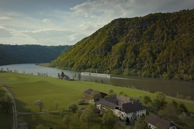 Heimatleuchten - Alles außer Walzer – An der Donau - Kuvat elokuvasta