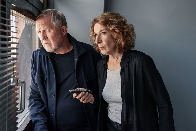 Tatort - Season 53 - Das Tor zur Hölle - Filmfotos