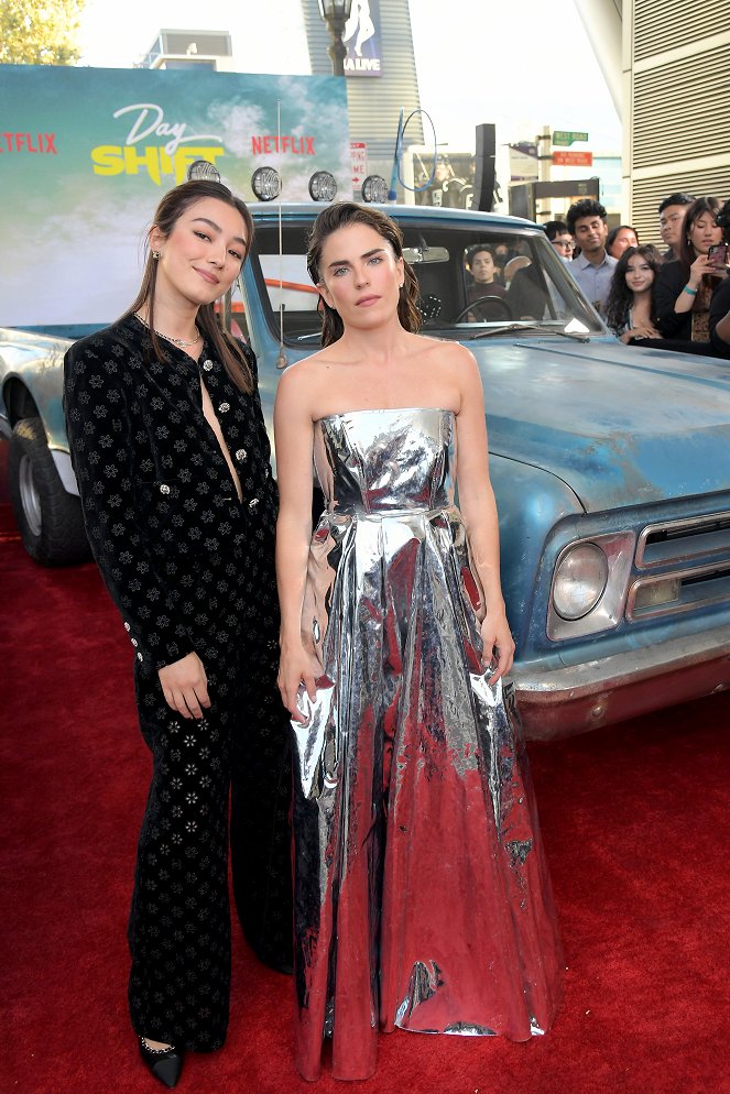 Day Shift - De eventos - World Premiere of Netflix's "Day Shift" on August 10, 2022 in Los Angeles, California - Natasha Liu Bordizzo, Karla Souza