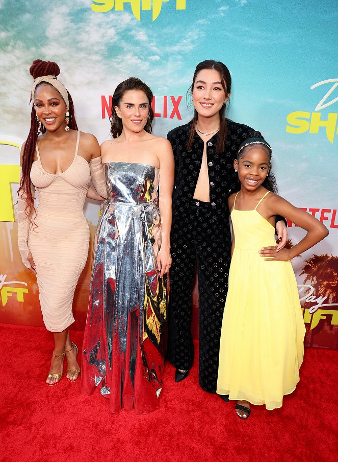 Nappali műszak - Rendezvények - World Premiere of Netflix's "Day Shift" on August 10, 2022 in Los Angeles, California - Meagan Good, Karla Souza, Natasha Liu Bordizzo, Zion Broadnax