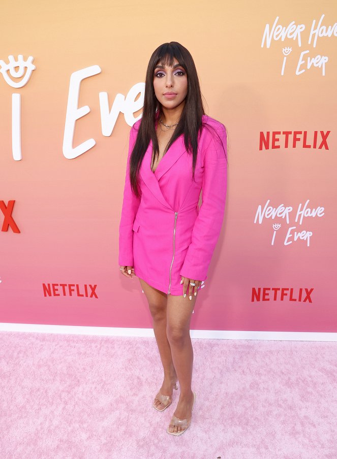 Never Have I Ever - Season 3 - Evenementen - Los Angeles premiere of Netflix's "Never Have I Ever" Season 3 on August 11, 2022 in Los Angeles, California
