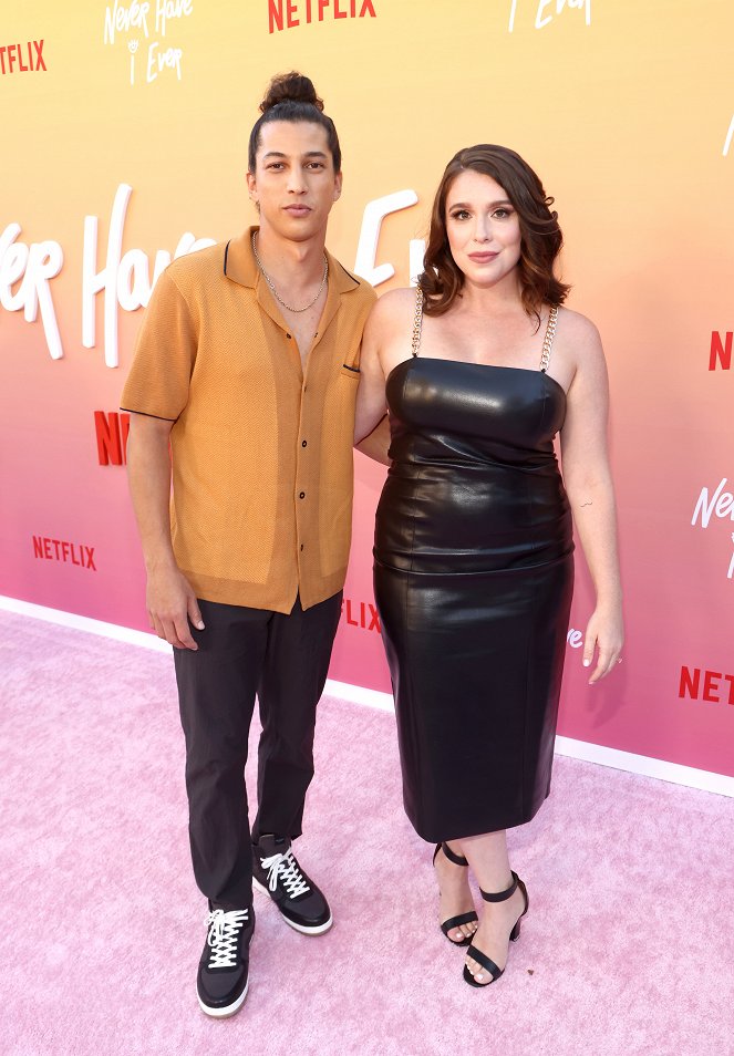 Jeszcze nigdy… - Season 3 - Z imprez - Los Angeles premiere of Netflix's "Never Have I Ever" Season 3 on August 11, 2022 in Los Angeles, California