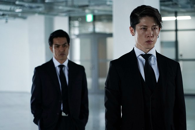 Hell Dogs - Filmfotos - 北村一輝, Miyavi