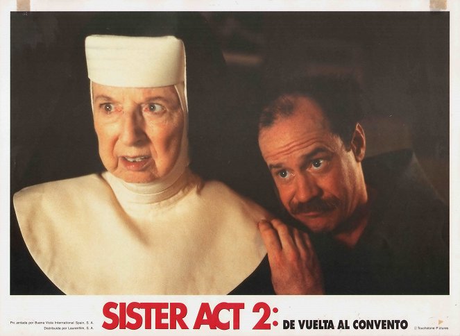 Sister Act, acte 2 - Cartes de lobby - Mary Wickes