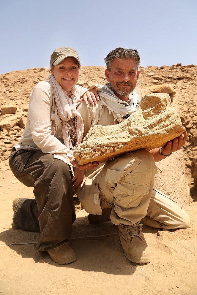 The Valley: Hunting Egypt's Lost Treasures - Warrior Pharaoh Queen - Film