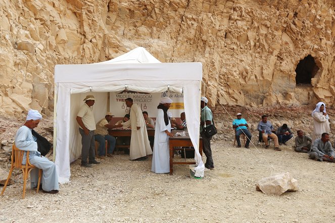 The Valley: Hunting Egypt's Lost Treasures - Tomb Raiders - Van film