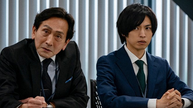 Široi dakurjú - Hakken wa dare no mono - Z filmu - Kenichi Yajima, Renn Kiriyama