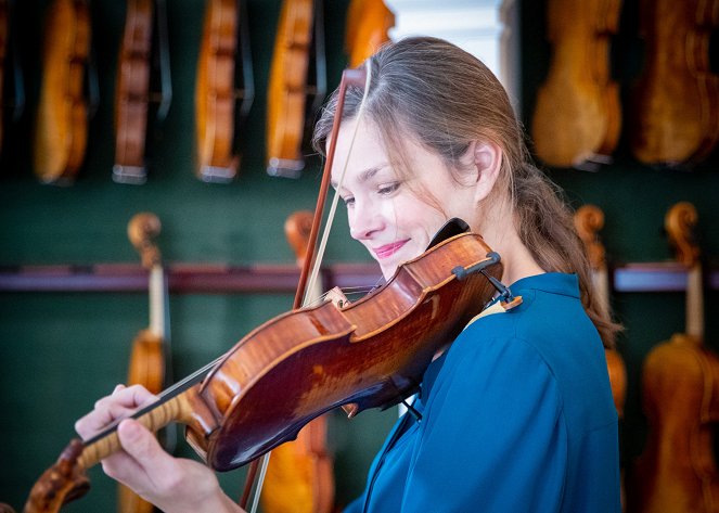 Janine Jansen Falling for Stradivari - Filmfotók