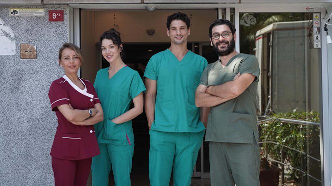 The Town Doctor - Episode 1 - Making of - Vildan Atasever, Hazal Subaşı, Deniz Can Aktaş, Ozan Akbaba