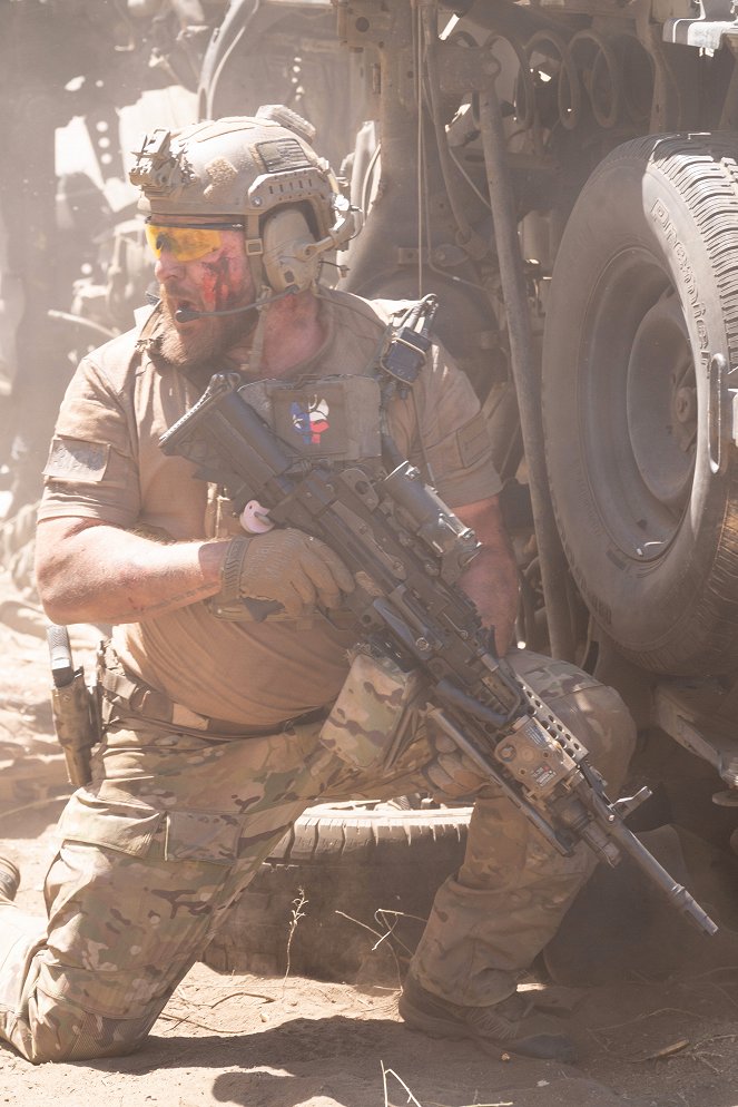 SEAL Team - Low-Impact - Photos - A. J. Buckley