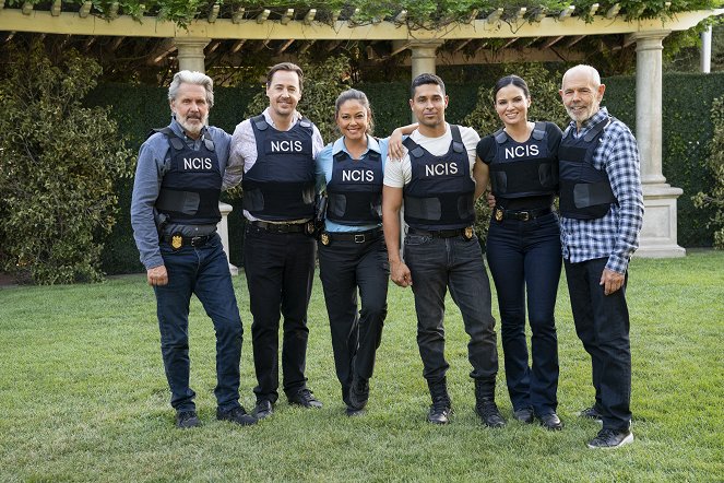 Agenci NCIS - Season 20 - A Family Matter - Z realizacji - Gary Cole, Sean Murray, Vanessa Lachey, Wilmer Valderrama, Katrina Law, Joe Spano