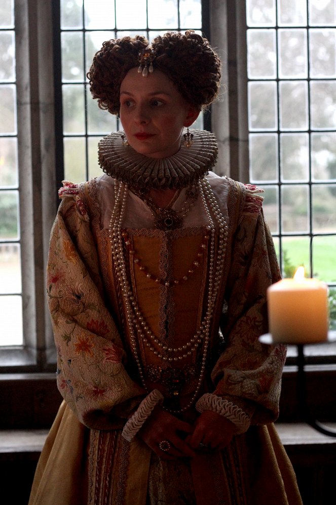 Elizabeth I and II: The Golden Queens - Film