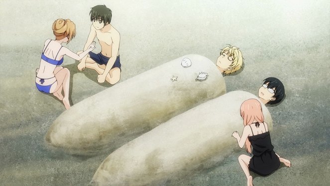 Golden Time - Accident Beach - Photos