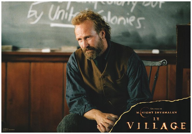 A falu - Vitrinfotók - William Hurt