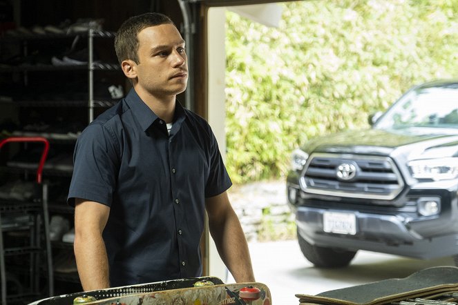 Animal Kingdom - Inside Man - Z filmu - Finn Cole