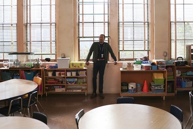 Abbott Elementary - Wrong Delivery - De la película - Tyler James Williams