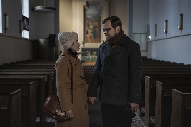 Häät ennen hautajaisia - De la película - Iina Kuustonen, Antti Luusuaniemi
