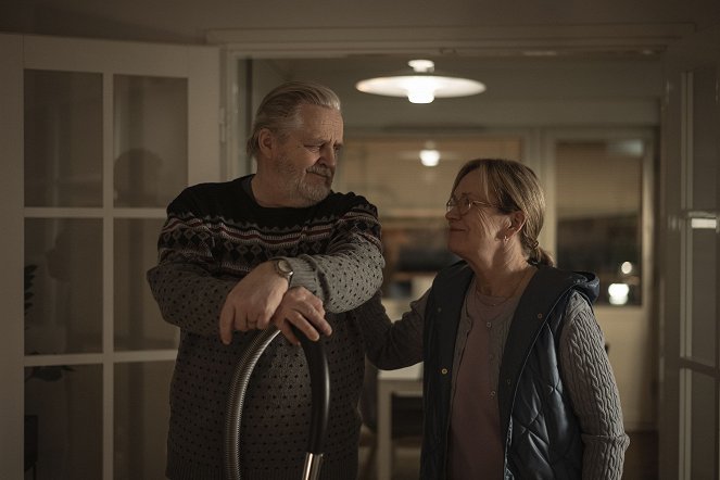 Häät ennen hautajaisia - De la película - Risto Tuorila, Kaija Pakarinen
