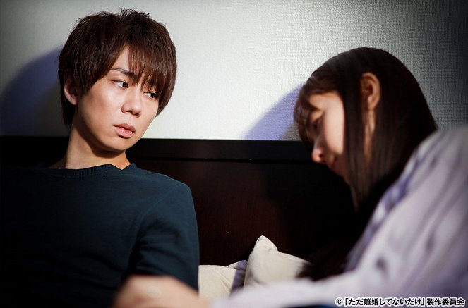 All but Divorced - Episode 5 - Photos - Hiromitsu Kitayama, Yu-ri Sung