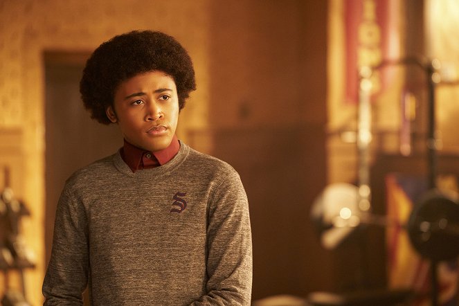 Legacies - Season 4 - The Only Way Out Is Through - Film - Quincy Fouse