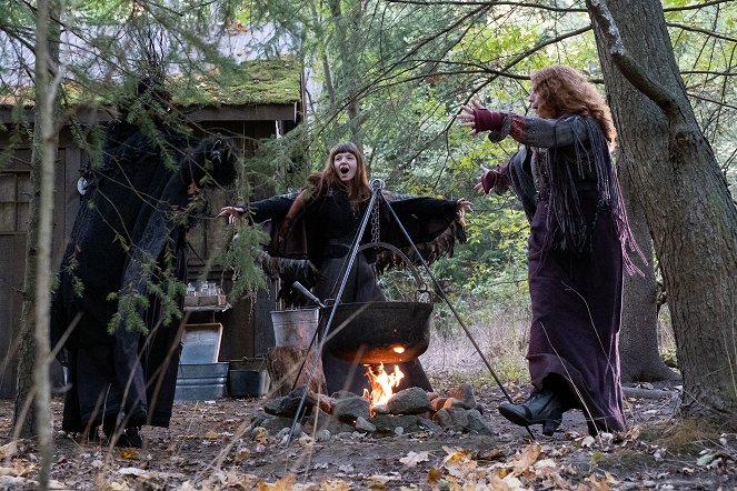 Murdoch Mysteries - The Witches of East York - Photos