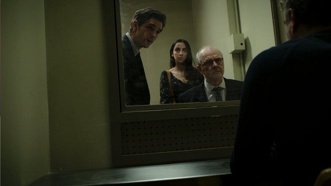 Indéfendable - Season 1 - Jamais en congé - Do filme - Sébastien Delorme, Nour Belkhiria, Michel Laperrière