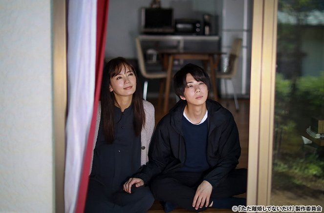 All but Divorced - Episode 11 - Photos - Yu-ri Sung, Hiromitsu Kitayama