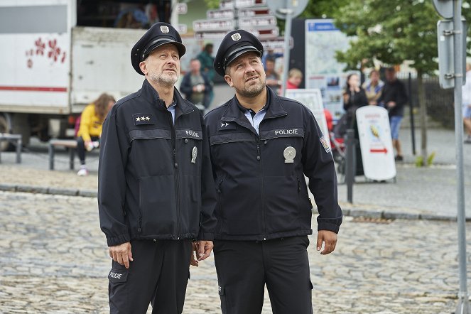 Policie Modrava - Posel ze světa mrtvých - Dreharbeiten - Jan Monczka, Michal Holán