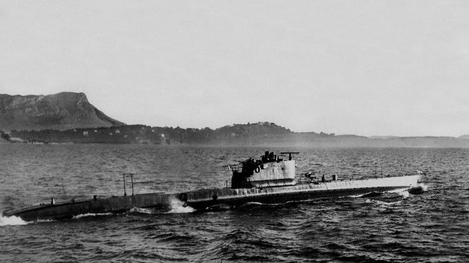 5 Submarines Against the Nazis - Photos