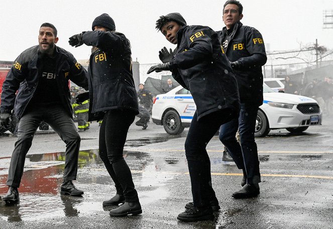 FBI: Special Crime Unit - Ambition - Photos - Zeeko Zaki, Katherine Renee Kane, John Boyd