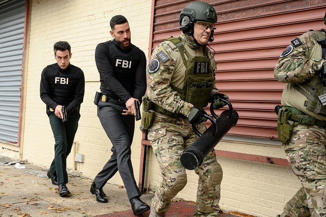 FBI: Special Crime Unit - Fostered - Photos - John Boyd, Zeeko Zaki