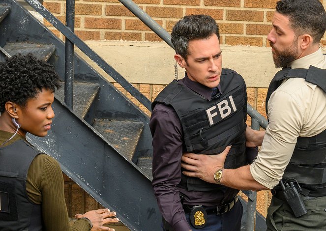FBI: Special Crime Unit - Season 4 - Fire and Rain - Photos - Katherine Renee Kane, John Boyd, Zeeko Zaki