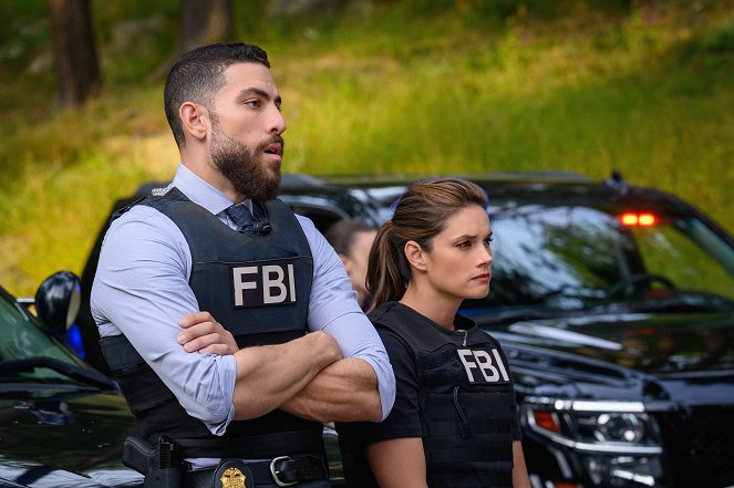 FBI: Special Crime Unit - Charlotte's Web - Photos - Zeeko Zaki, Missy Peregrym