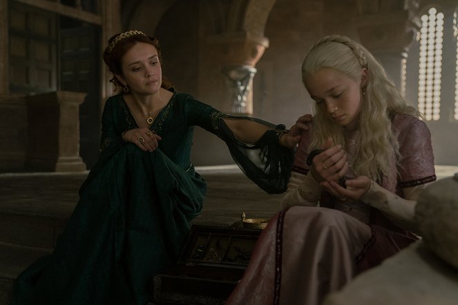 House of the Dragon - The Princess and the Queen - Kuvat elokuvasta - Olivia Cooke, Evie Allen