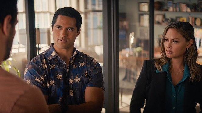 NCIS: Hawai'i - Season 2 - Blind Curves - Film - Alex Tarrant, Vanessa Lachey