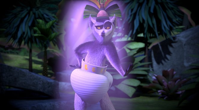 All Hail King Julien - Diapers Are the New Black - Photos