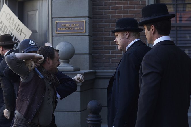 Murdoch Mysteries - Season 12 - Murdoch Without Borders - Filmfotos