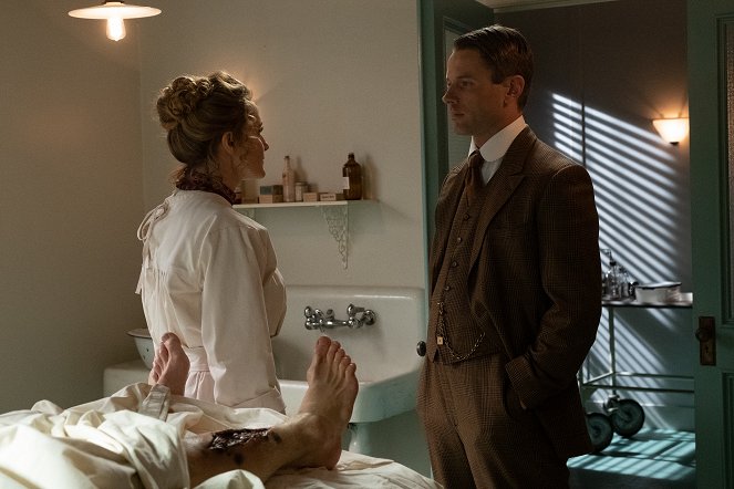 Murdoch Mysteries - Season 12 - Murdoch Without Borders - Filmfotos