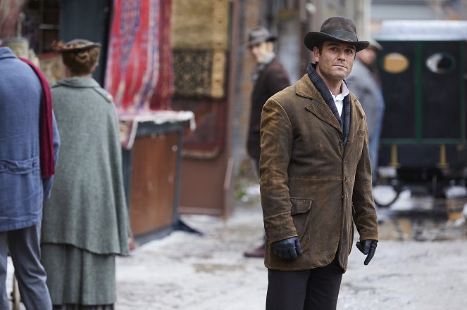 Murdoch Mysteries - Hell to Pay - Photos