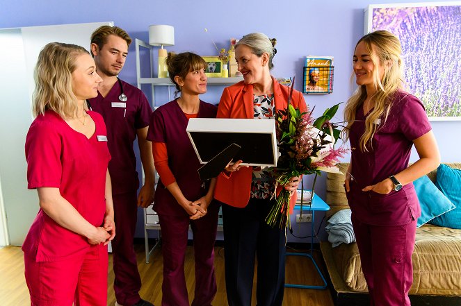 Bettys Diagnose - Season 9 - Von Fischen und Elefanten - Photos